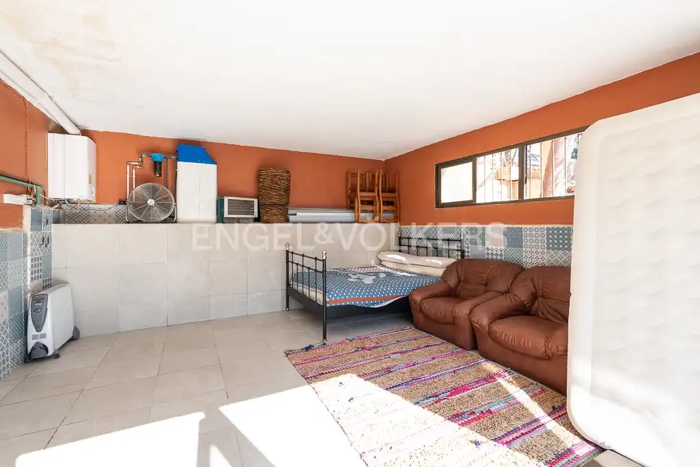 Sala de estar de Casa o chalet en venta en Sagunto / Sagunt con Aire acondicionado, Calefacción y Jardín privado