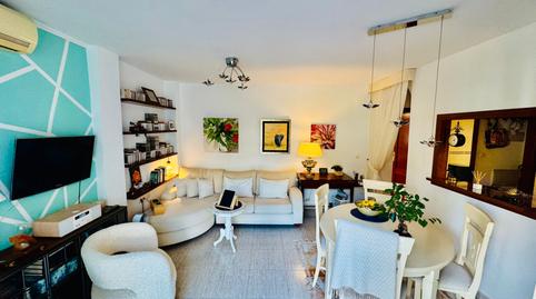 Foto 3 de Piso en venta en Calle Agustína de Aragón, 18, Los Pacos, Fuengirola