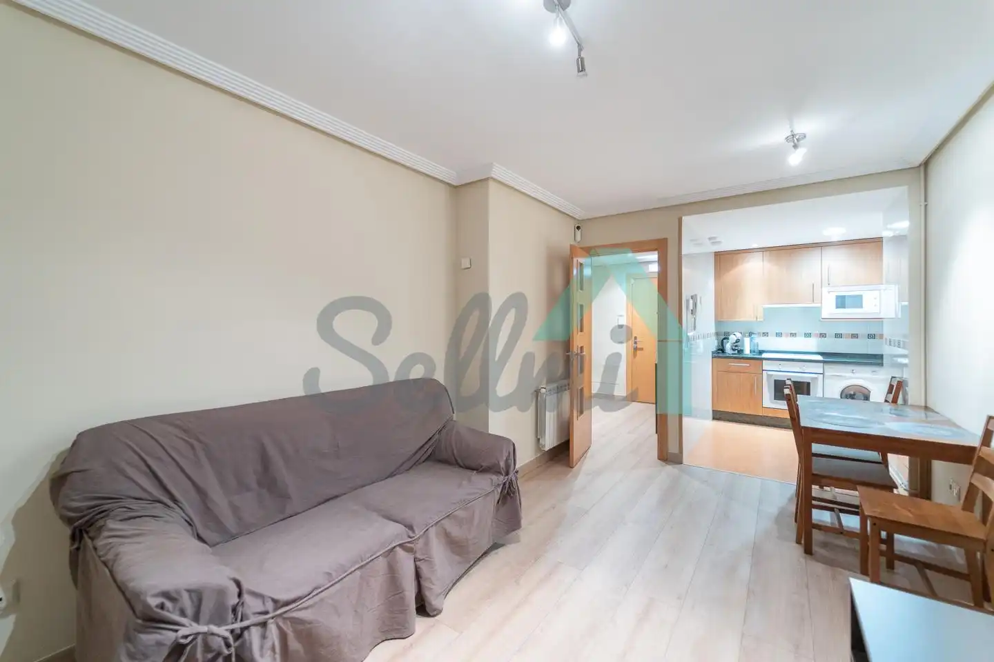 Living room of Flat for rent in San Martín del Rey Aurelio  with Heating, Furnished and Balcony