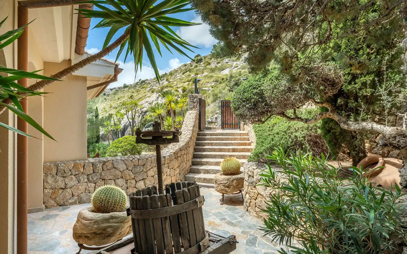 Jardí de Finca rústica en venda en Pollença amb Aire condicionat, Calefacció i Traster
