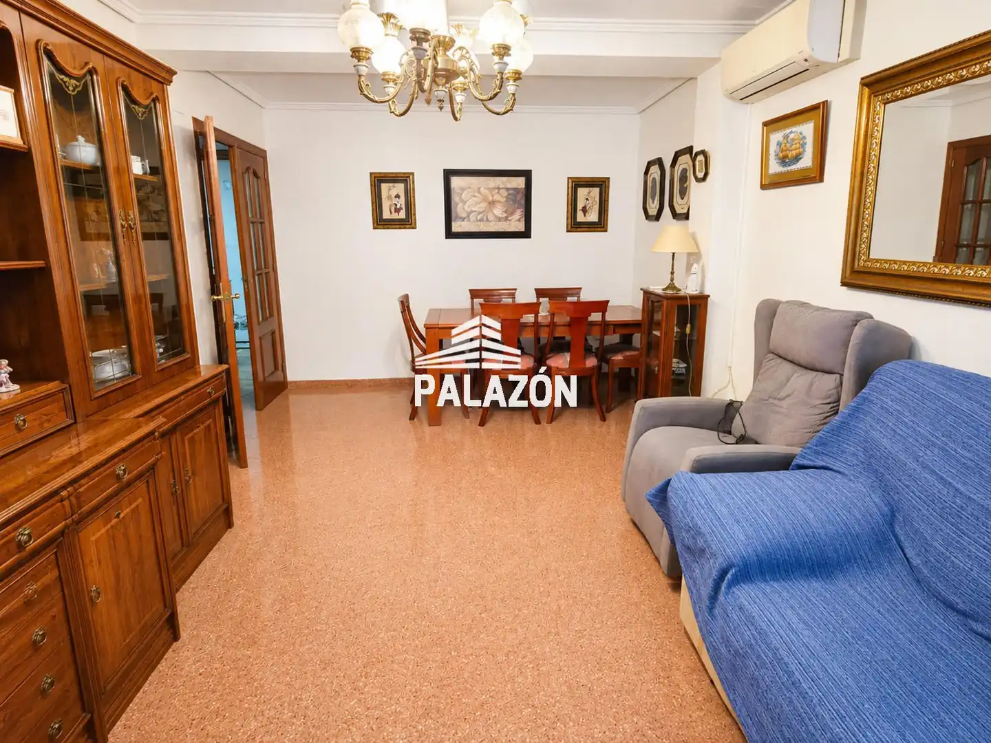 Flat with lift for sale in Crevillent