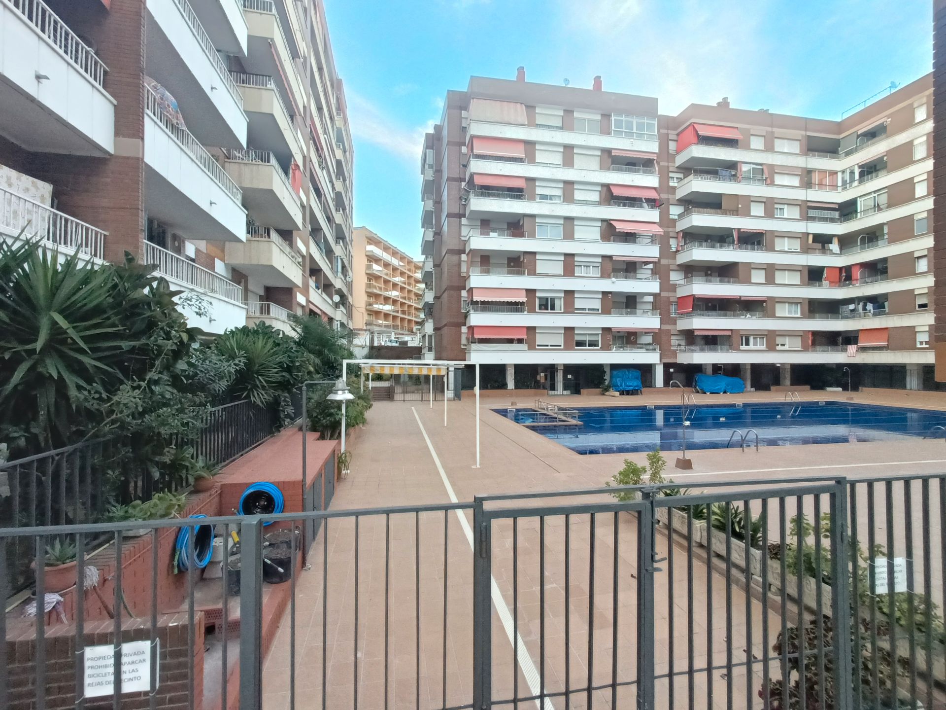 Exterior view of Flat for sale in Calella  with Storage room, Oven and Washing machine
