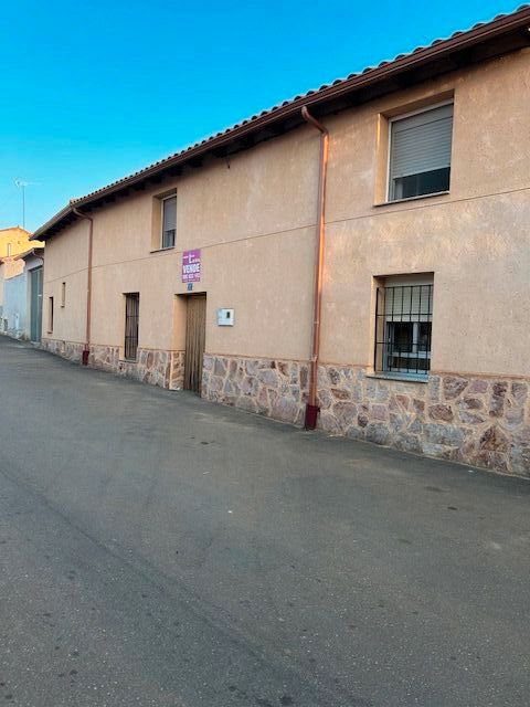 Casa o xalet en venda a Calle de la Soledad, Villalobos