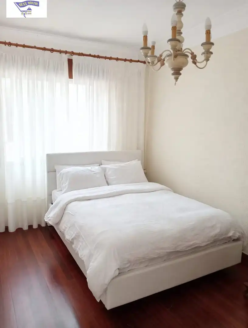 Habitación de Piso en venta en Torrelavega  con Calefacción y Parquet