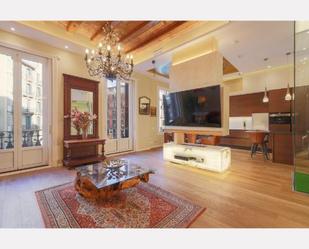 Living room of Flat for sale in  Barcelona Capital  with Balcony