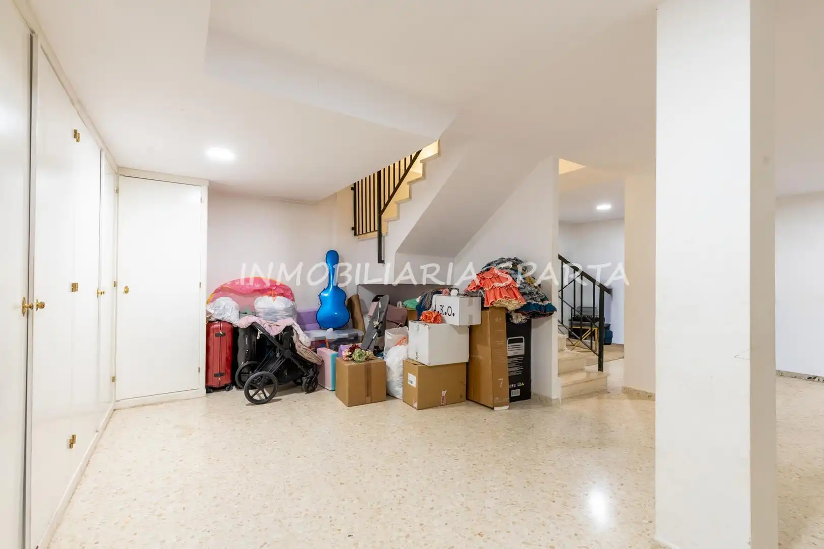 Casa adosada en venda en Espartinas amb Aire condicionat, Jardí privat i Forn