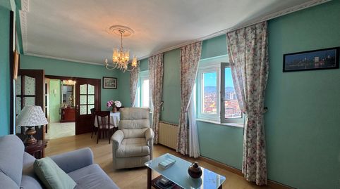 Foto 2 de Pis en venda a Avenida de Gaspar García Laviana, Pumarín, Gijón