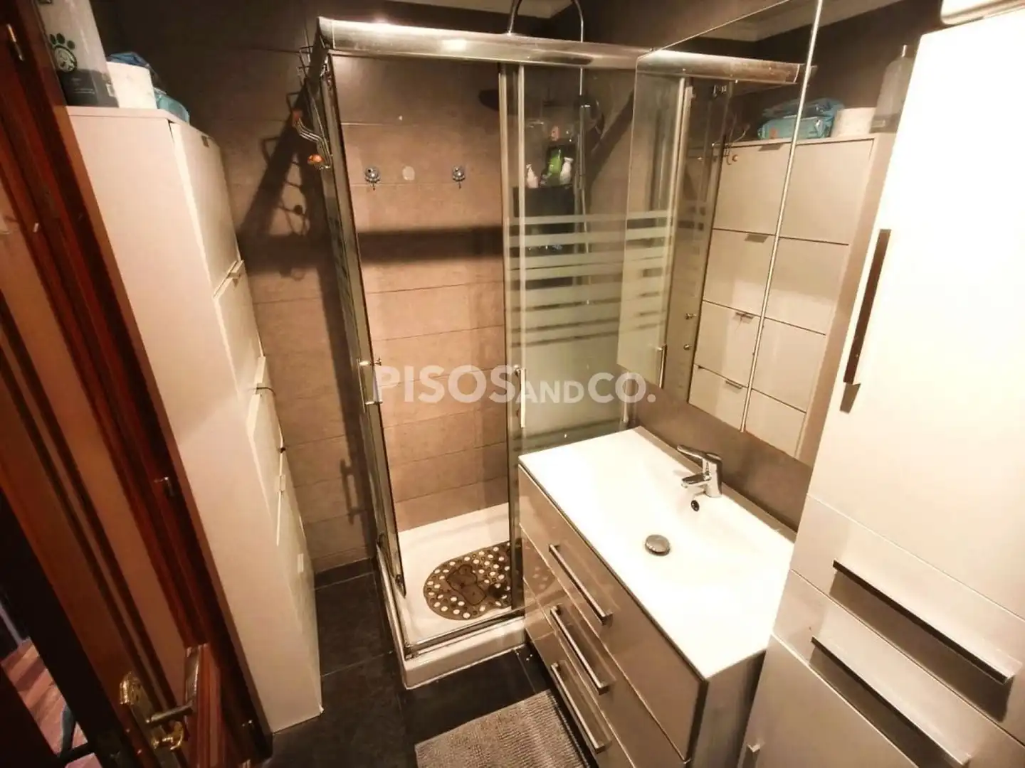 Baño de Piso en venta en A Coruña Capital  con Trastero y Amueblado
