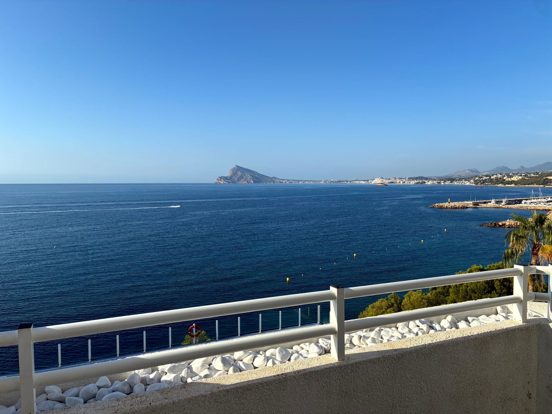 Vista exterior de Apartament de lloguer en Altea amb Aire condicionat, Calefacció i Moblat