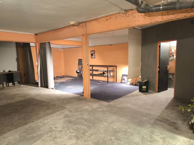 Local comercial en Alquiler en Carrer de Sagunt en Sants