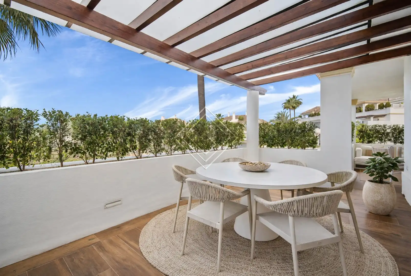 Terrasse von Wohnung zum Verkauf in Marbella mit Klimaanlage, Heizung und Terrasse