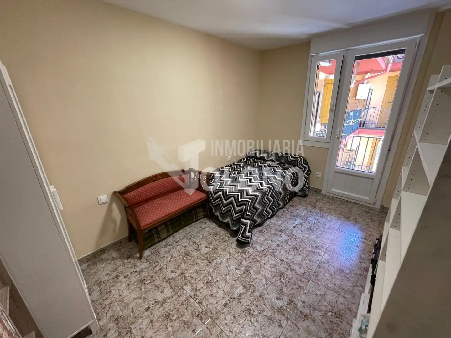 Flat with terrace for sale in Avenida de la Paz 20B, imagen 15