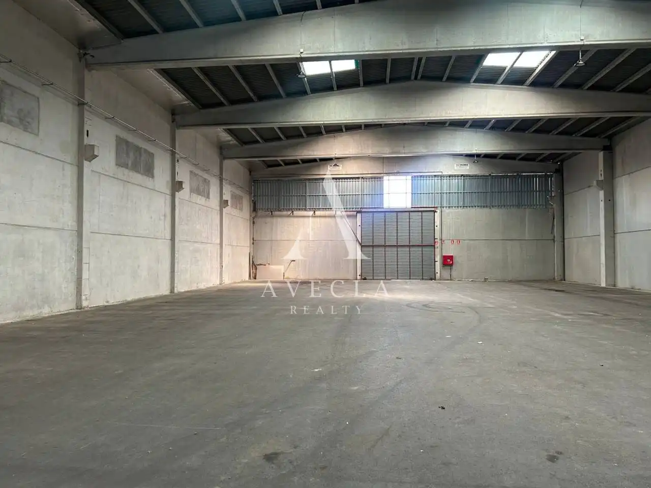Nave industrial de alquiler en Sant Esteve Sesrovires