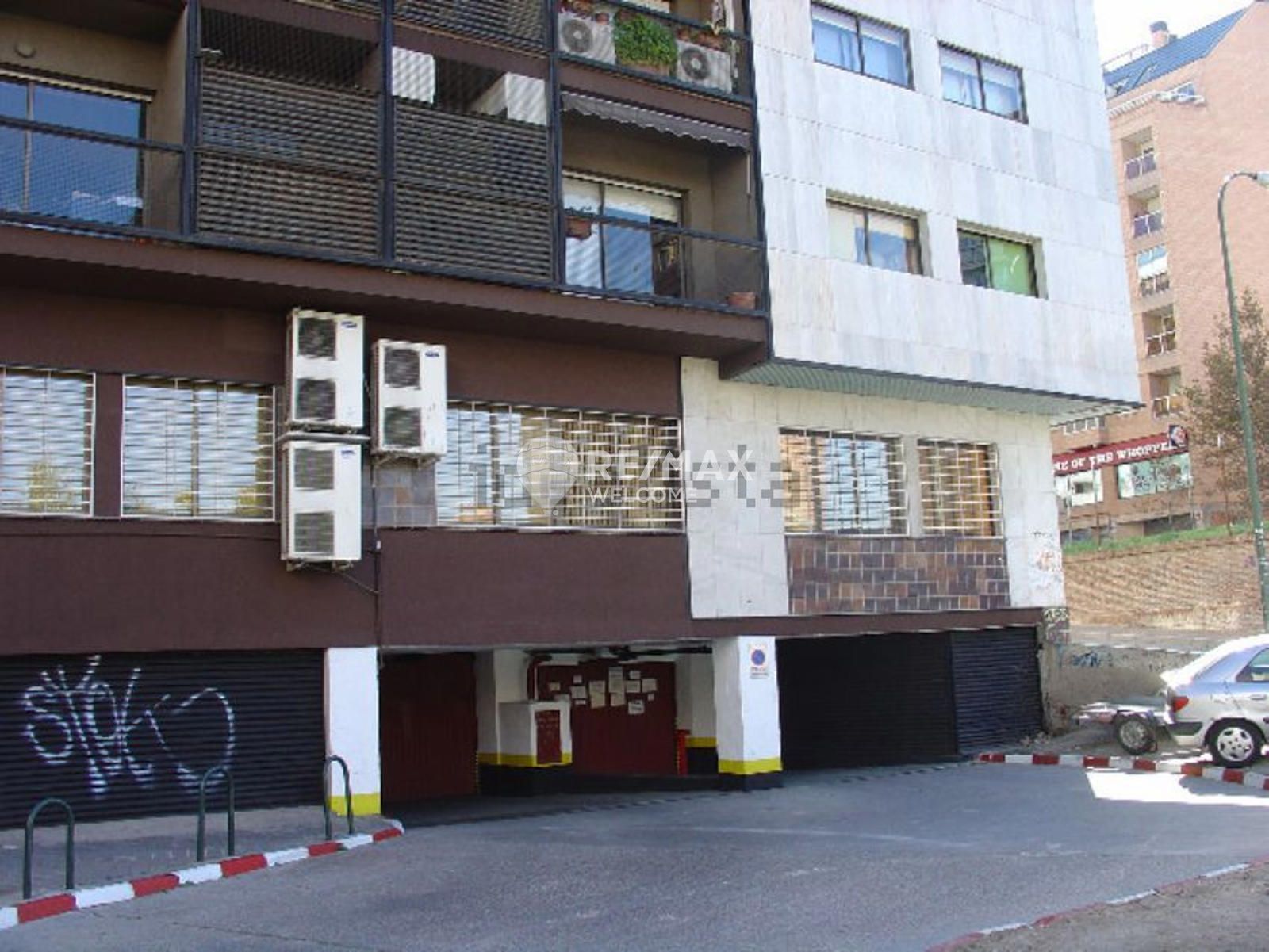 Vista exterior de Garatge en venda en  Madrid Capital