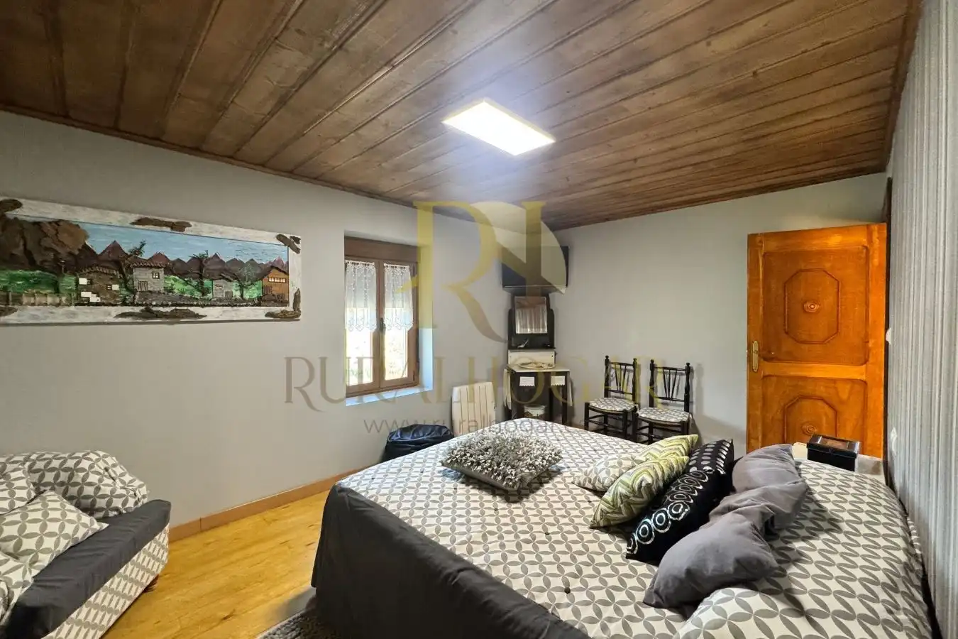 Habitación de Casa o chalet en venta en Gradefes con Calefacción, Parquet y Amueblado