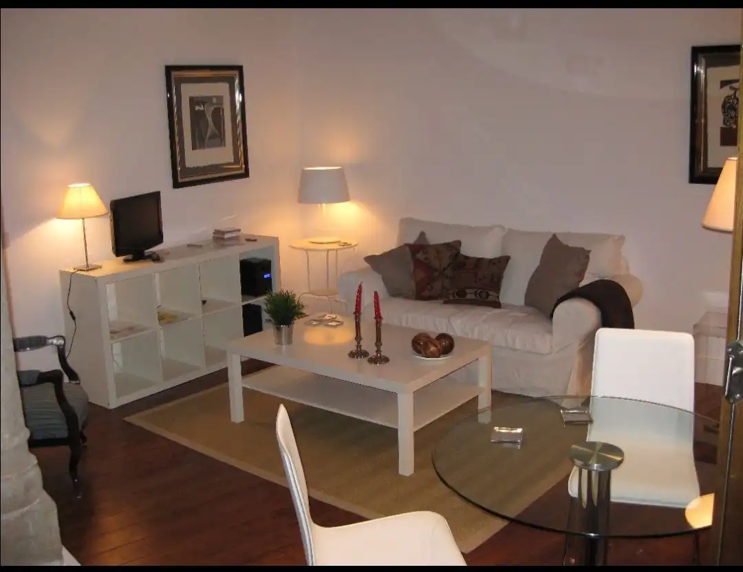 Sala de estar de Dúplex en venta en Toledo con Aire acondicionado, Parquet y Amueblado