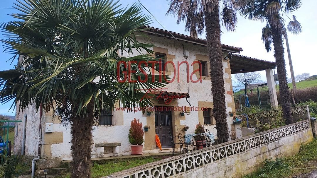 Exterior view of Country house for sale in Villafufre  with Heating, Private garden and Balcony