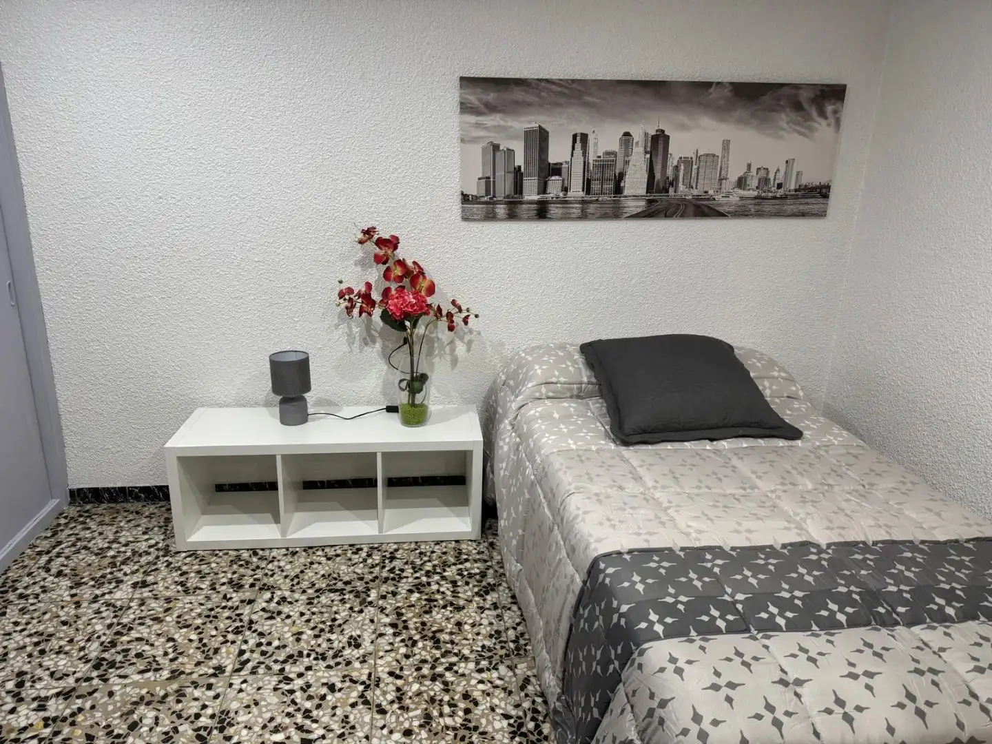 Bedroom of Flat for rent in Elche ciudad