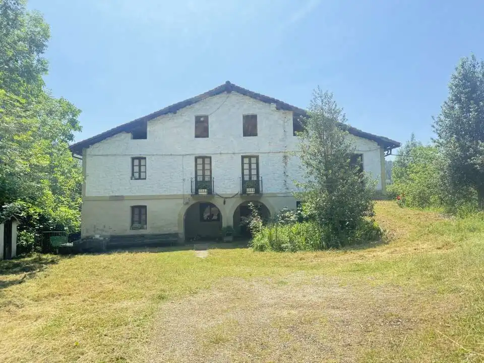 Vista exterior de Casa o chalet en venta en Antzuola con Jardín privado, Amueblado y Balcón