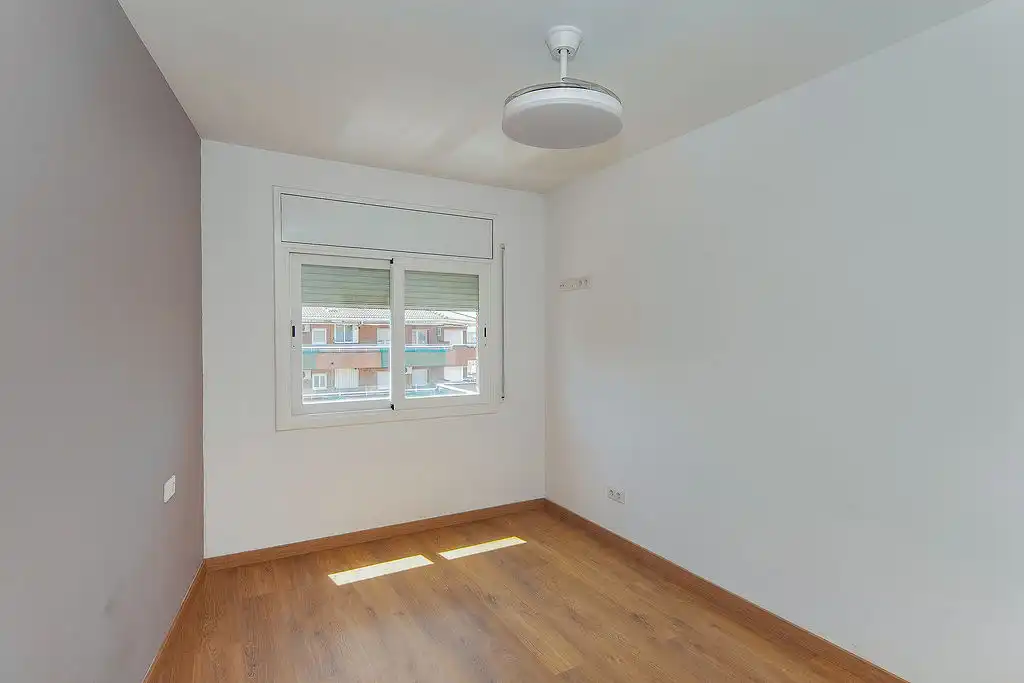 Dormitori de Pis en venda en Terrassa amb Parquet