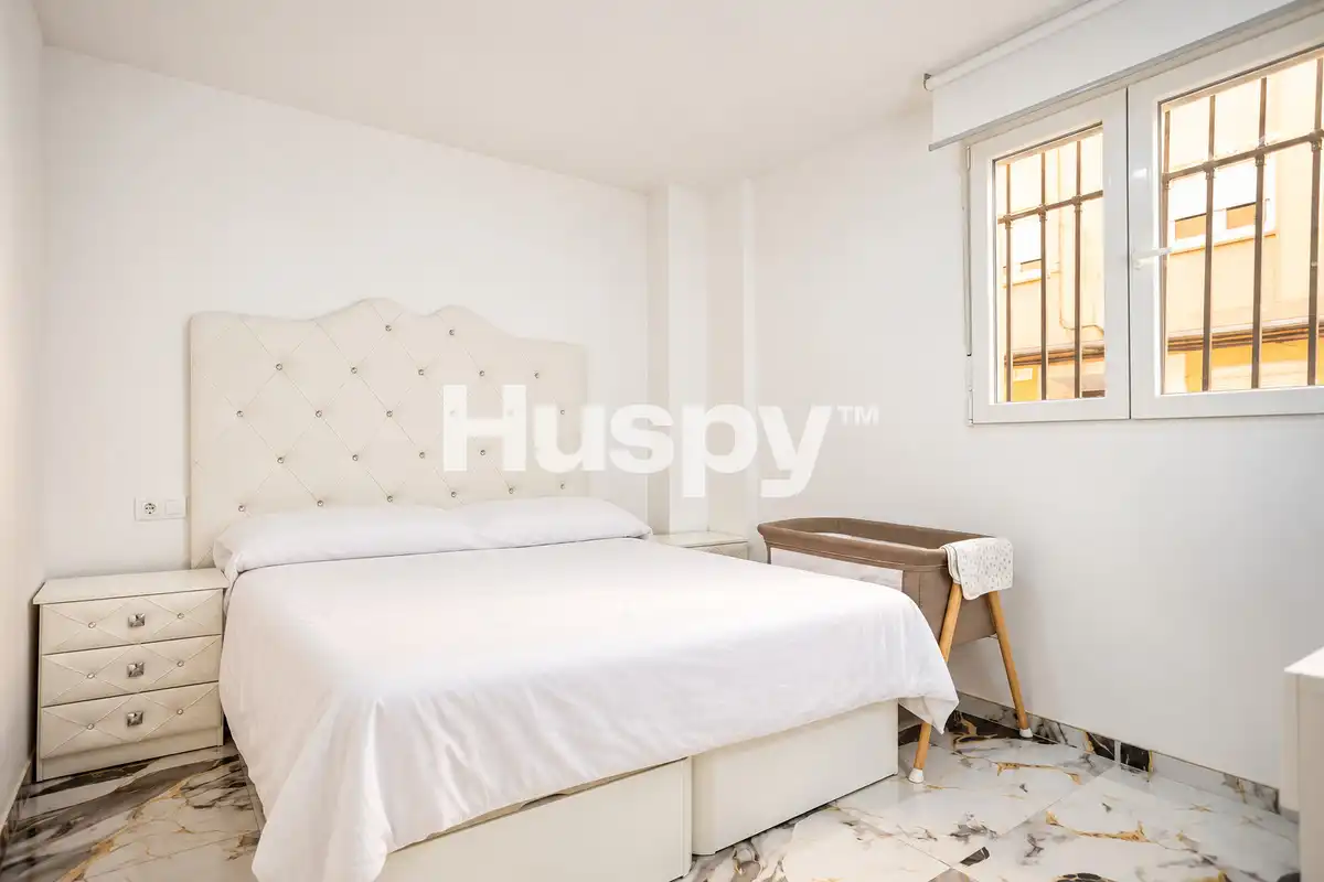 Habitación de Loft en venta en Avenida de la Paz  