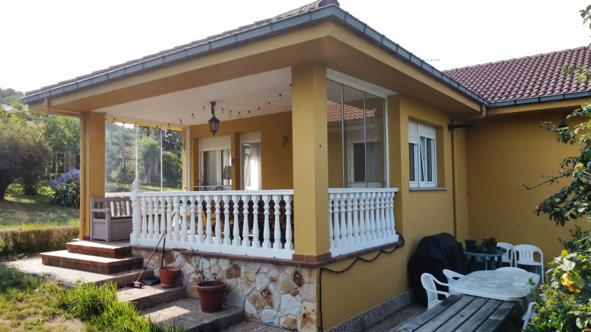 Terraza de Casa o chalet en venta en Gijón  con Calefacción, Jardín privado y Parquet