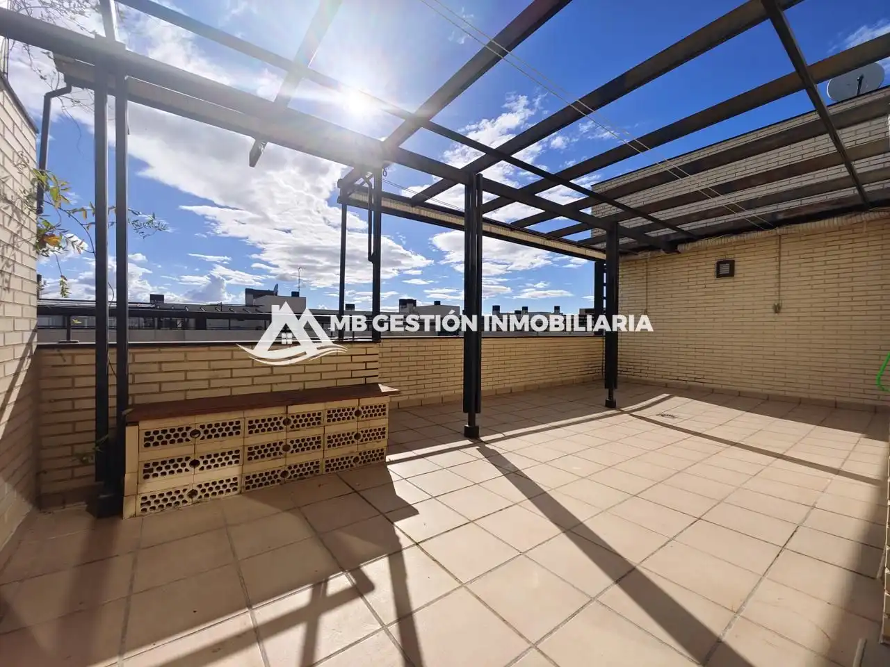 Terrace of Attic for sale in Fuenlabrada  with Air Conditioner, Heating and Private garden