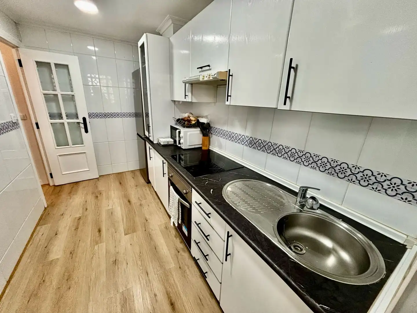 Cocina de Piso en venta en Alicante / Alacant con Aire acondicionado y Balcón
