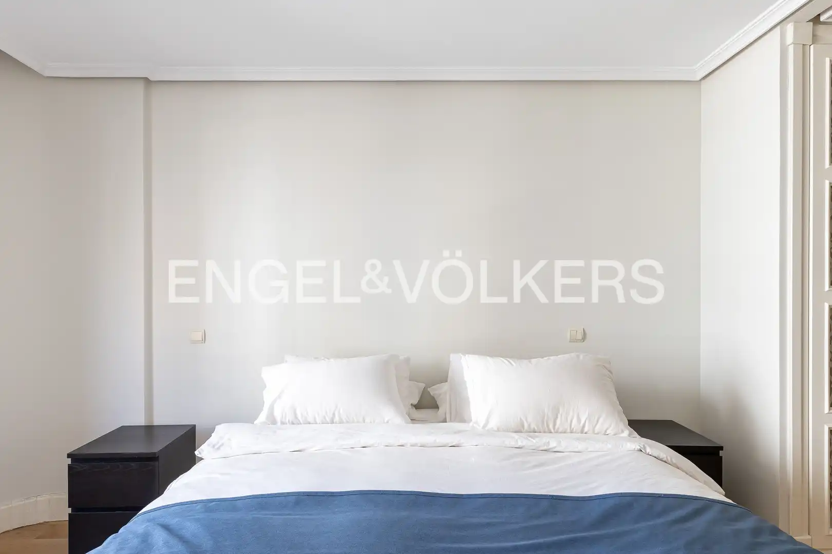 Bedroom of Flat for rent in Madrid  with Air Conditioner, Heating and Parquet flooring