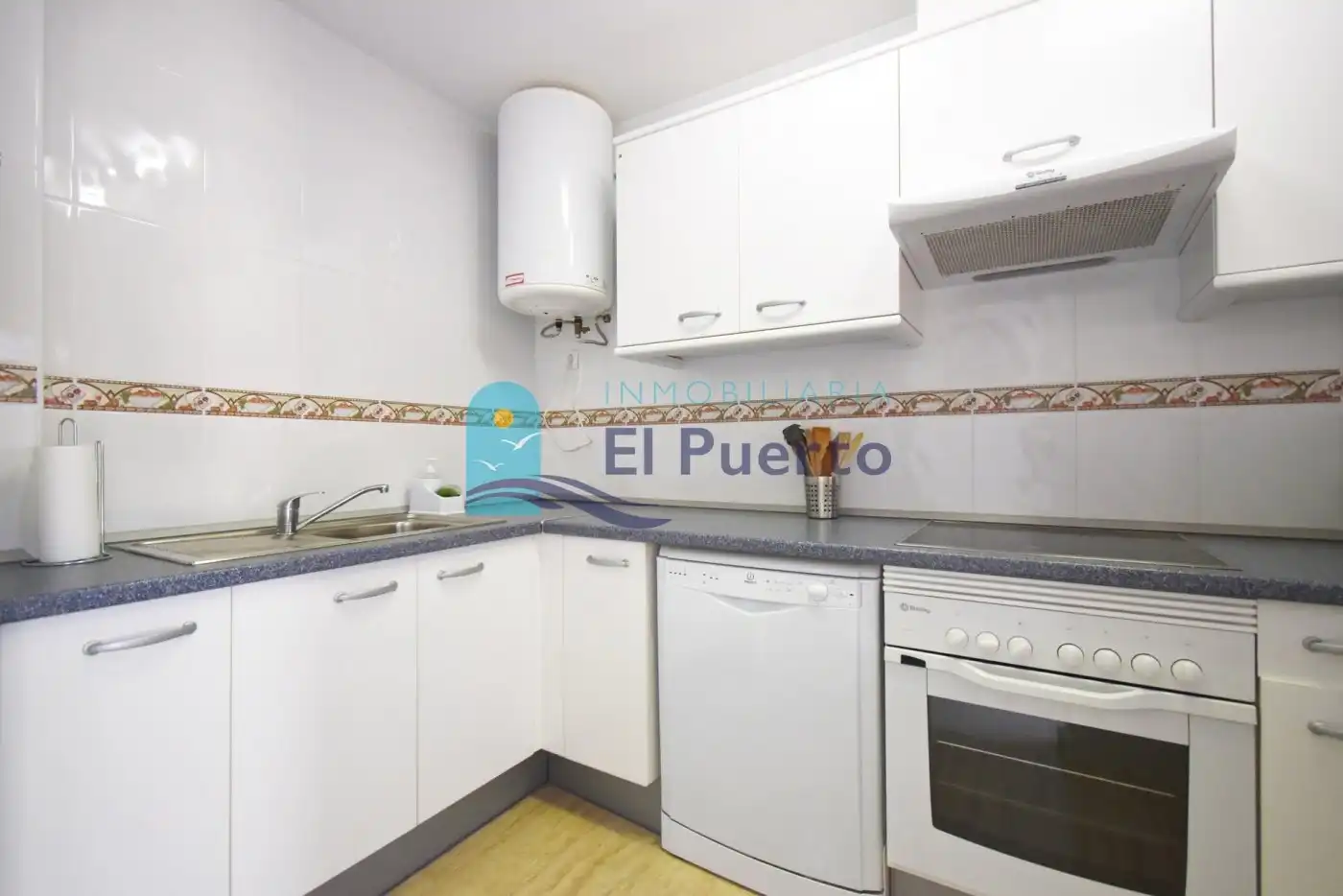 Cocina de Apartamento en venta en Mazarrón con Aire acondicionado, Jardín privado y Terraza