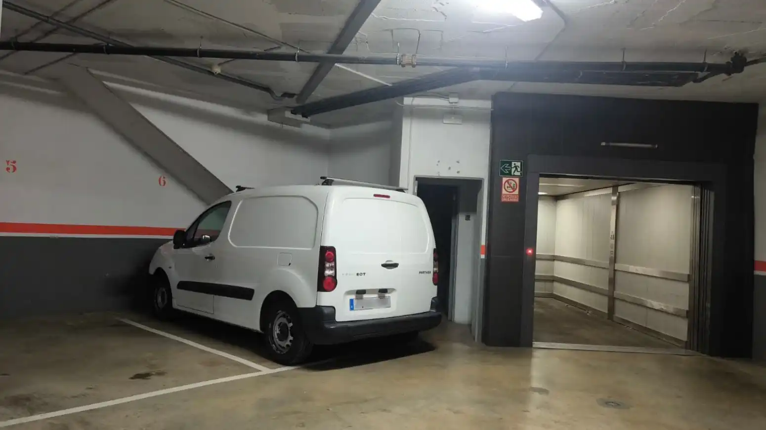 Parking for sale in Sant Boi de Llobregat - RAMBLA RAFAEL CASANOVAS, imagen 12