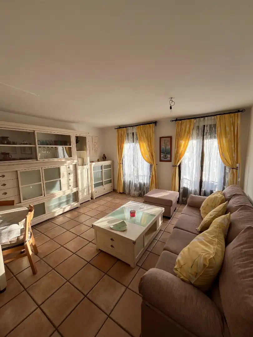 Sala de estar de Casa adosada en venta en El Boalo - Cerceda – Mataelpino con Calefacción, Terraza y Amueblado