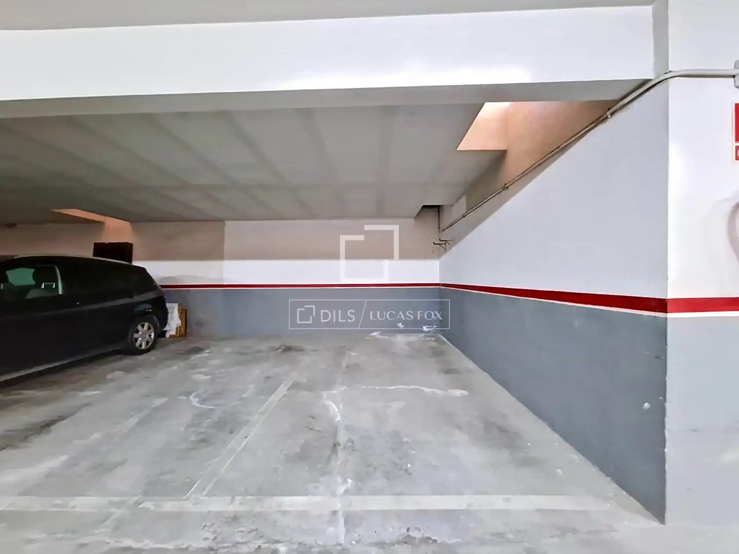 Parking of Flat for sale in Vilanova i la Geltrú  with Air Conditioner, Heating and Terrace