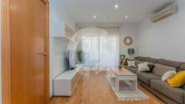 Living room of Flat for sale in Cornellà de Llobregat  with Air Conditioner, Parquet flooring and Terrace