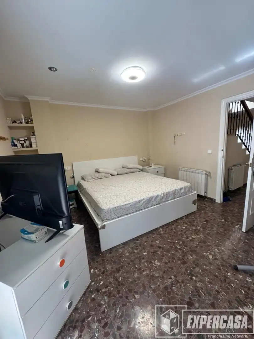 Schlafzimmer von Country house zum Verkauf in Albal mit Klimaanlage und Terrasse