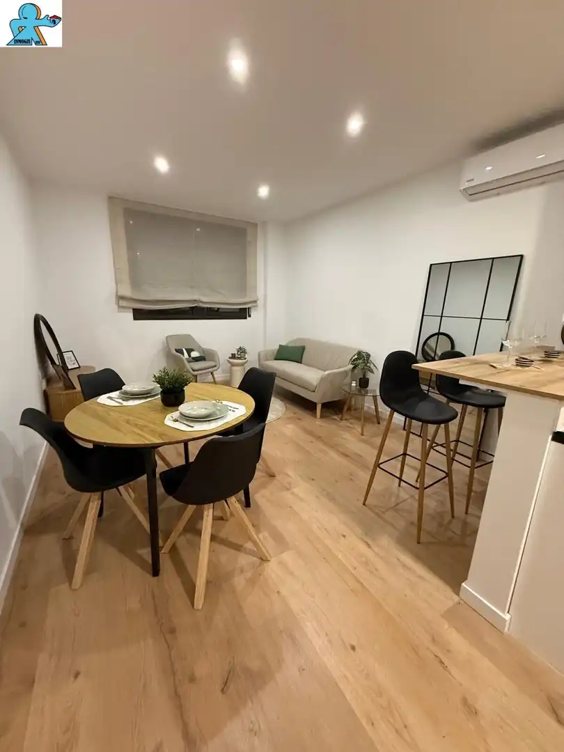 Sala de estar de Planta baja en venta en Vilalba Sasserra con Parquet
