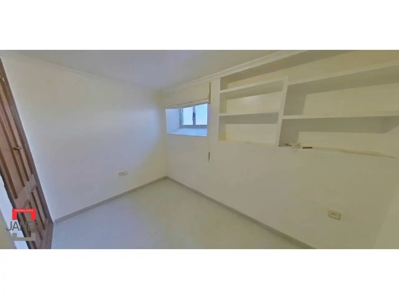 Houses for sale in Tomares  with Air Conditioner, Private garden and Terrace