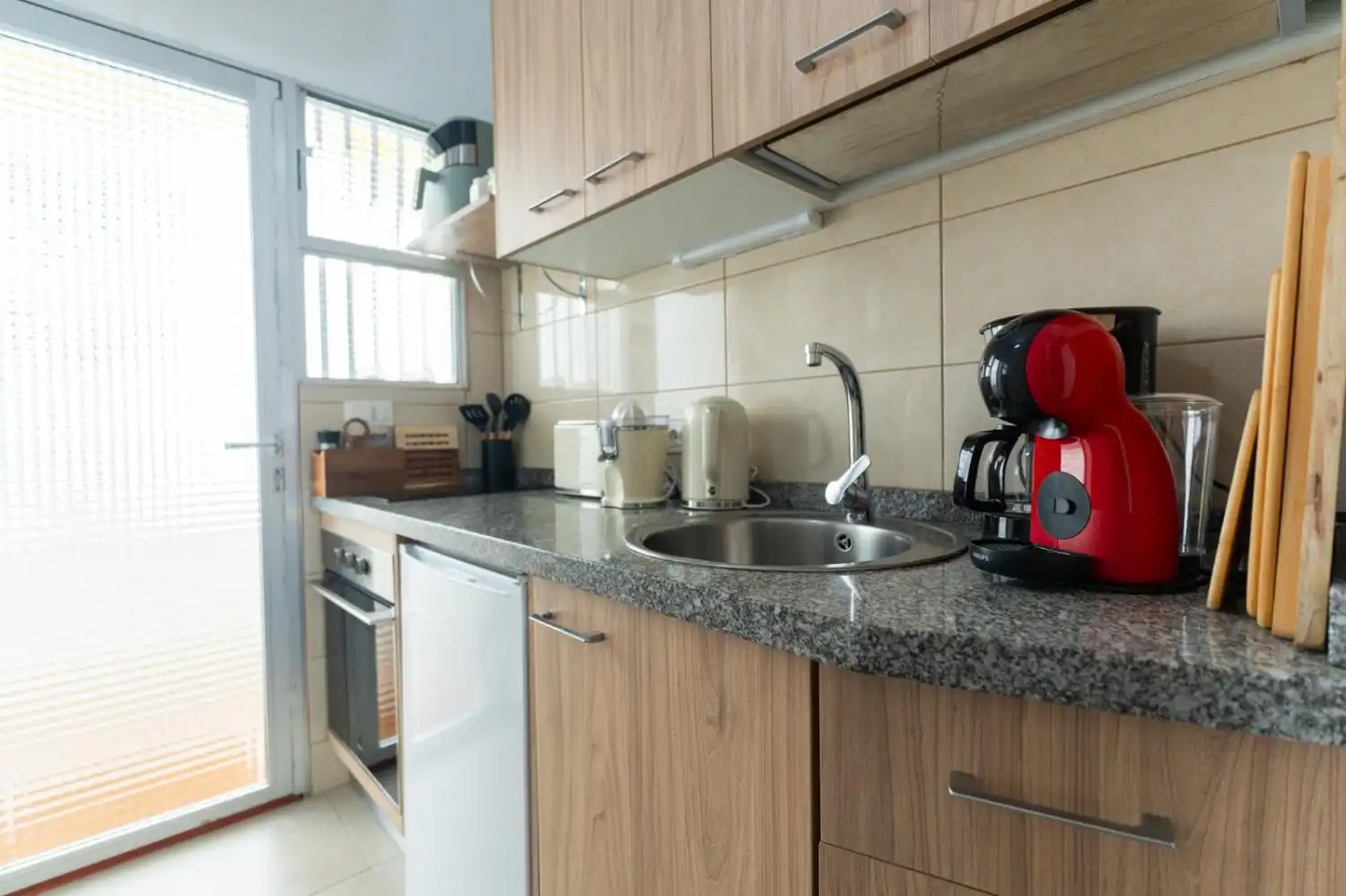 Cocina de Estudio de alquiler en Puerto de la Cruz con Terraza y Balcón