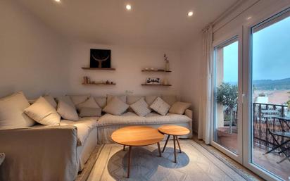 Living room of Flat for sale in Sant Julià de Vilatorta  with Heating, Parquet flooring and Balcony