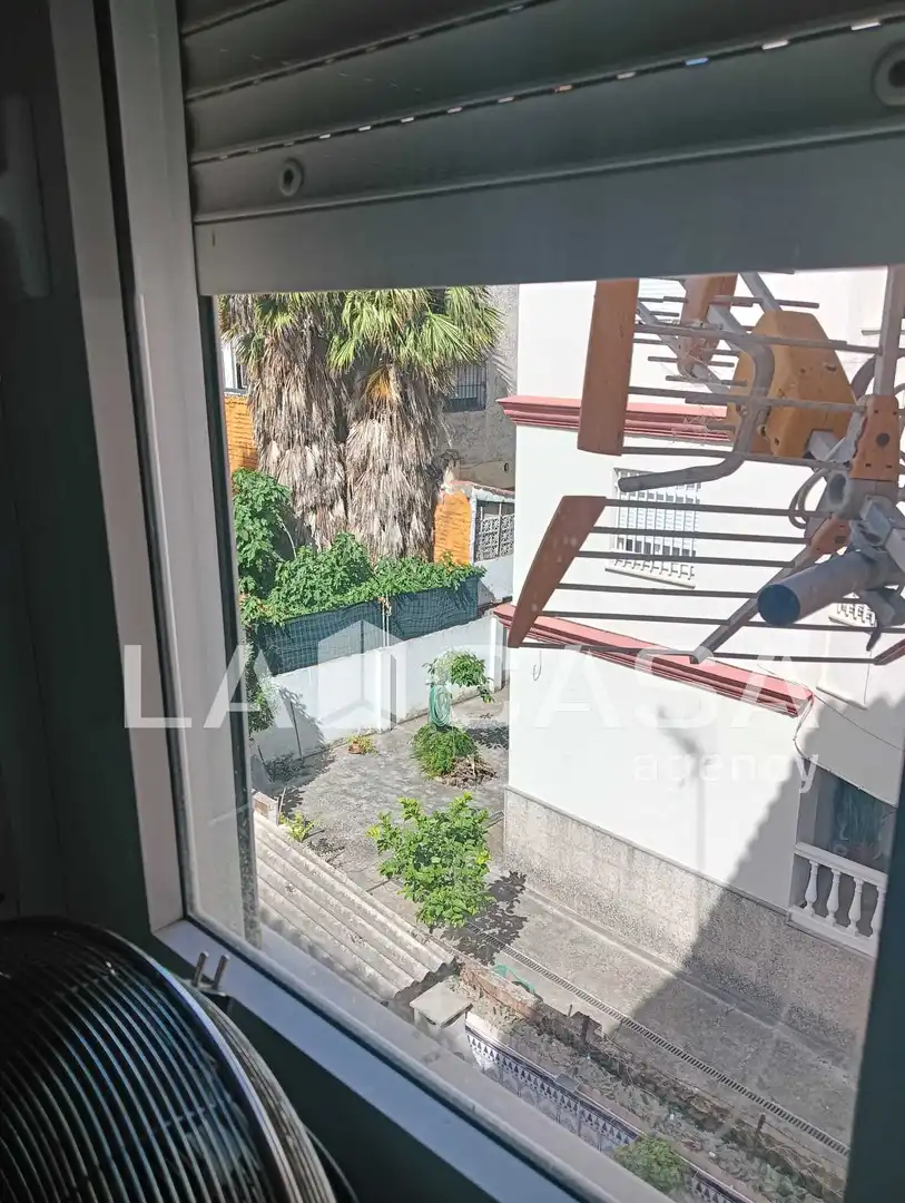 Terraza de Piso en venta en Algeciras con Balcón