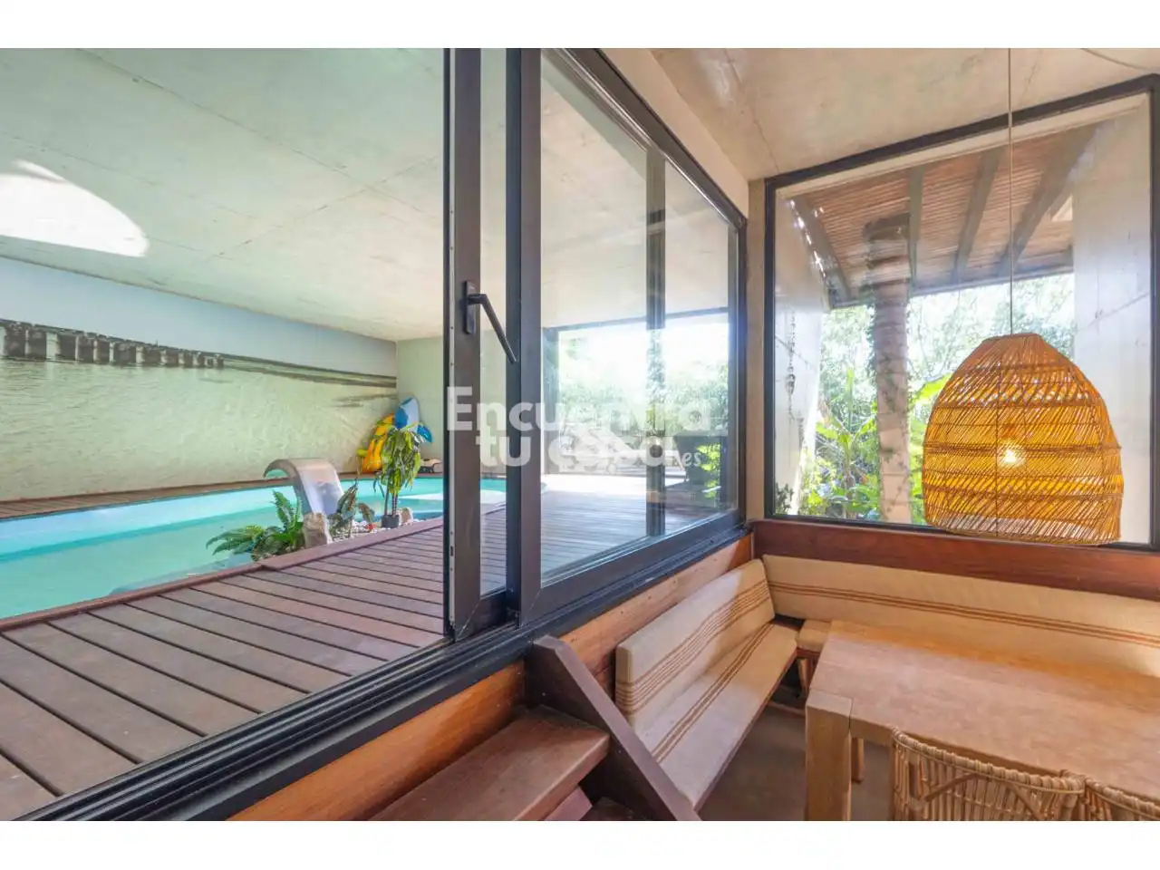 Jardí de Casa o xalet en venda en Donostia - San Sebastián  amb Jardí privat, Terrassa i Piscina