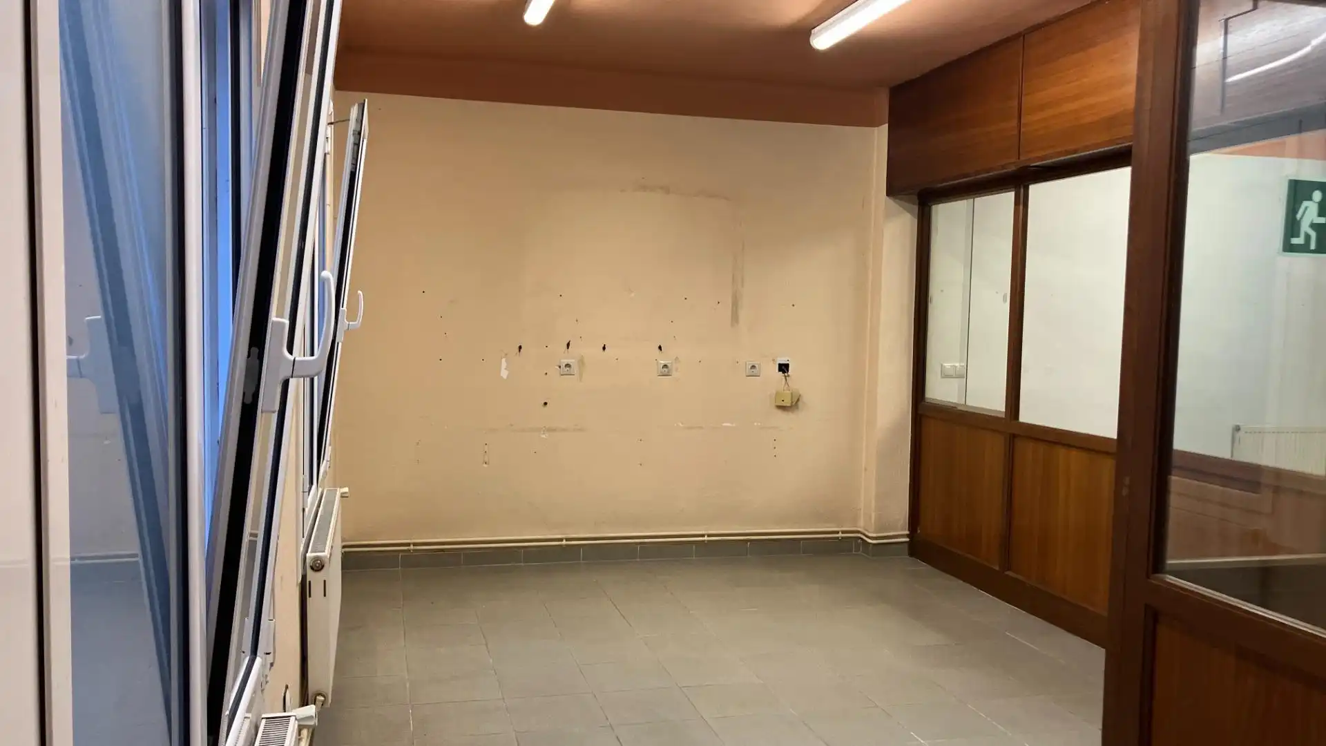 Gewerbefläche zum Verkauf in Calle PERPINYA, imagen 24