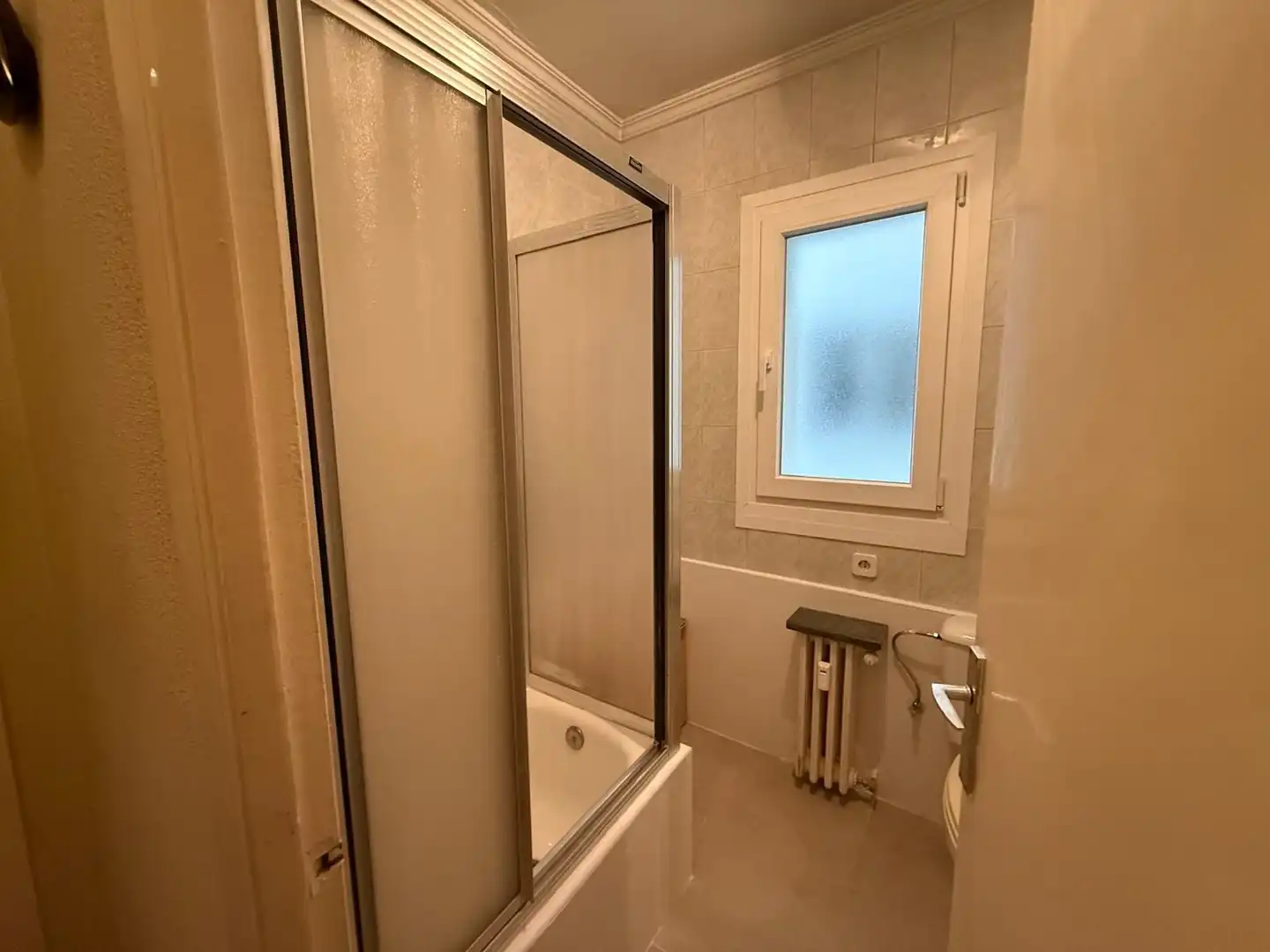 Bathroom of Flat for sale in Valladolid  with Heating, Terrace and Storage room