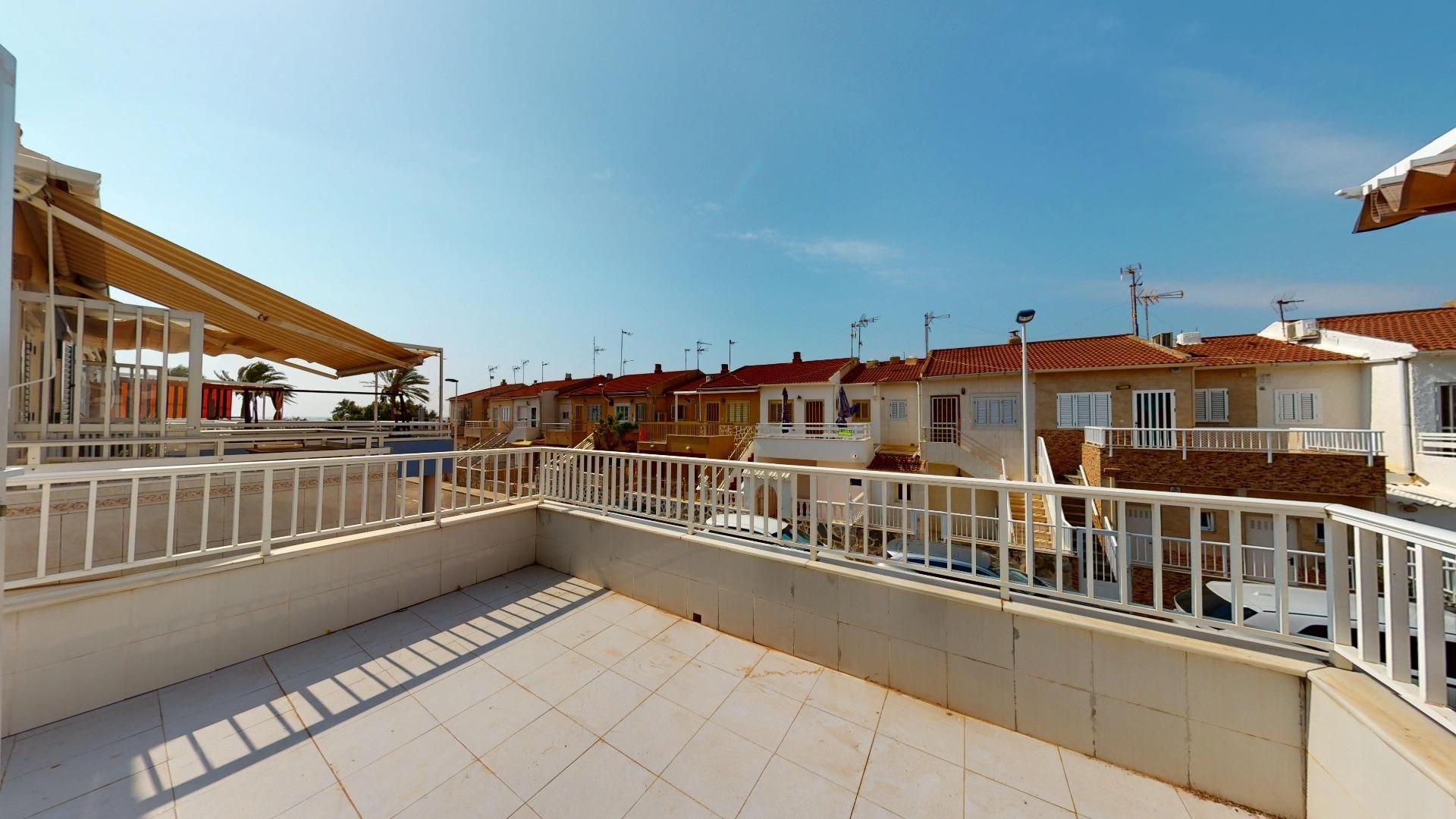 Terrassa de Apartament en venda en San Pedro del Pinatar amb Aire condicionat, Terrassa i Traster