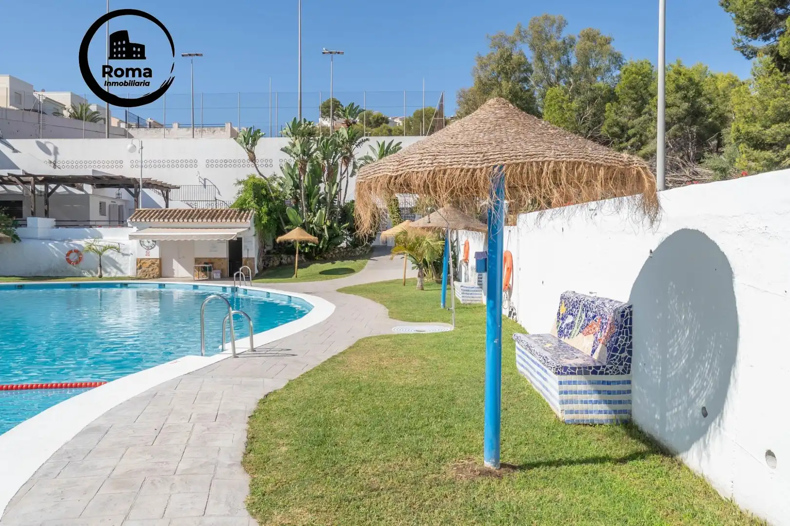 Swimming pool of Houses for sale in Almuñécar  with Community pool