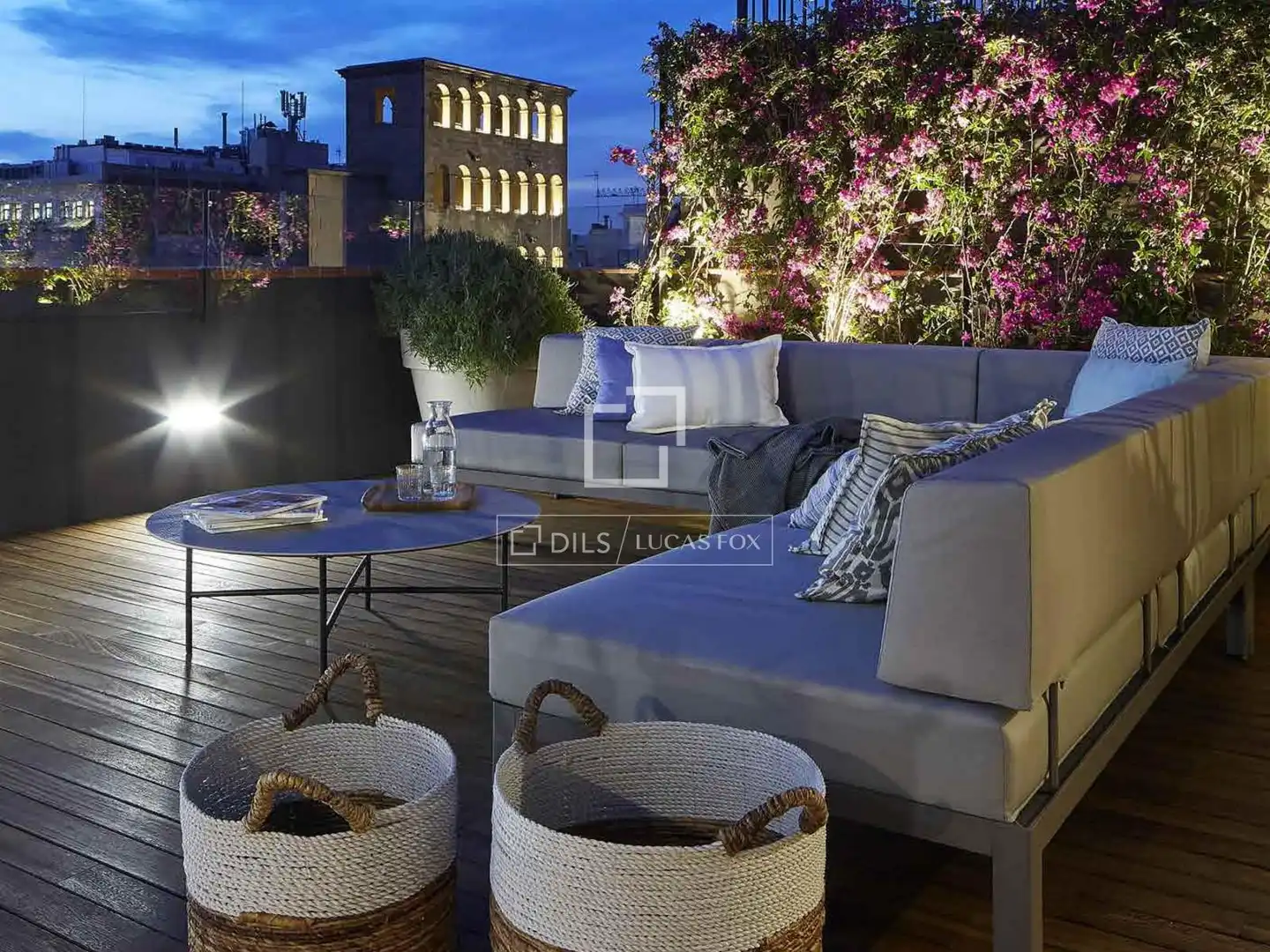Terrasse von Dachboden zum Verkauf in Barcelona mit Klimaanlage, Heizung und Parkett