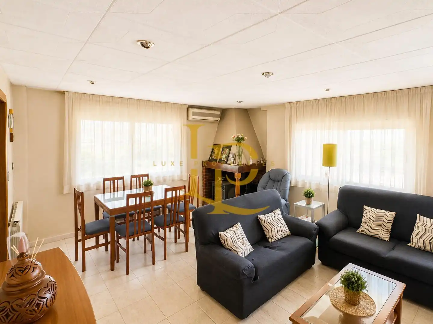 Living room of Houses for sale in Rubí  with Air Conditioner, Heating and Private garden