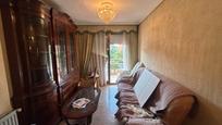 Living room of Flat for sale in Móstoles  with Heating, Terrace and Furnished