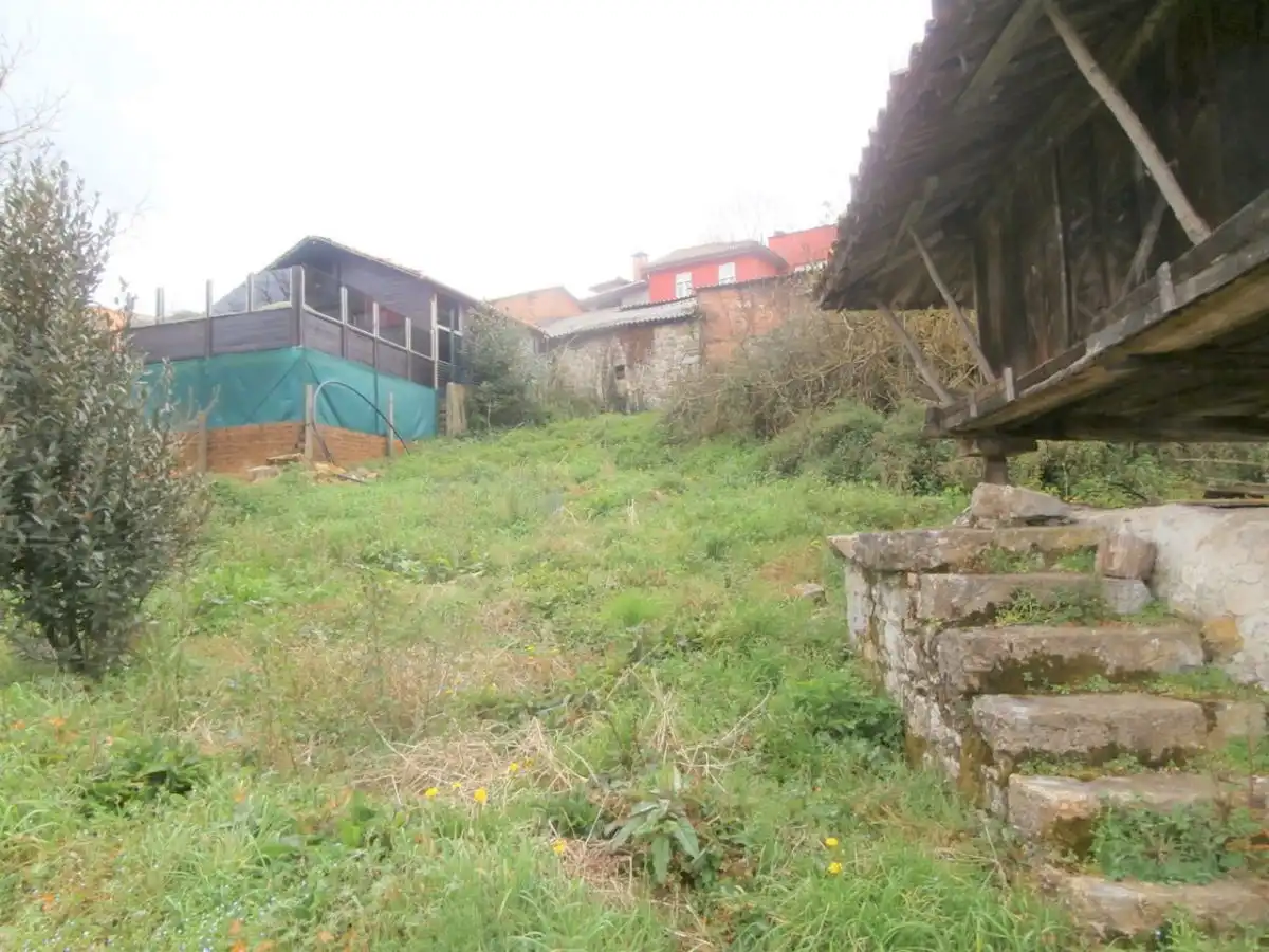 Casa amb jardí en venda a Candamo, imagen 7