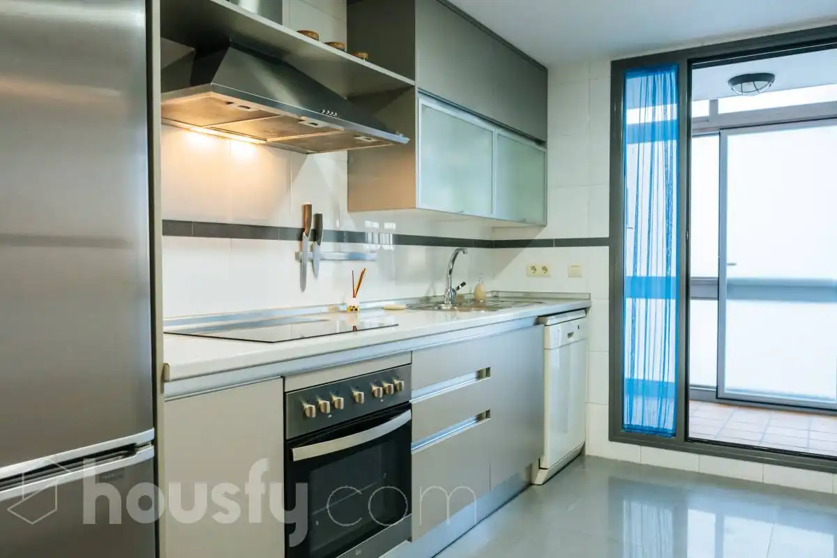 Wohnung zur Miete in Avenida de la Osa Menor, Sur - PAU 4